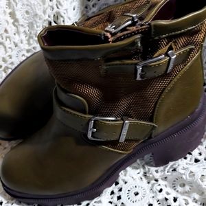 Circus by Sam Edelman combat boots